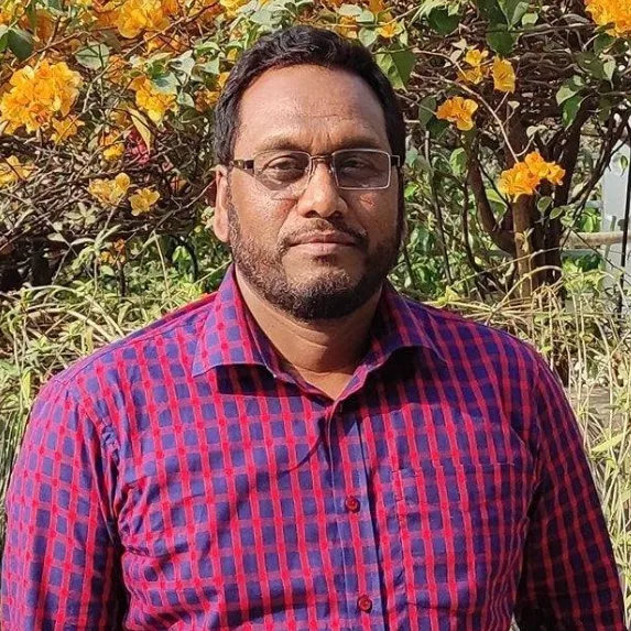 জি এম ইসলাম হোসেন